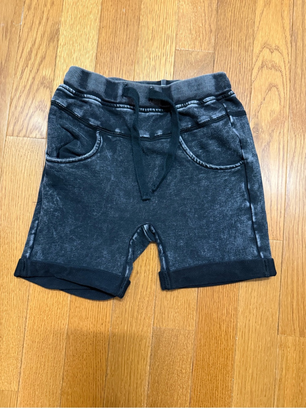 Tullabee Shorts